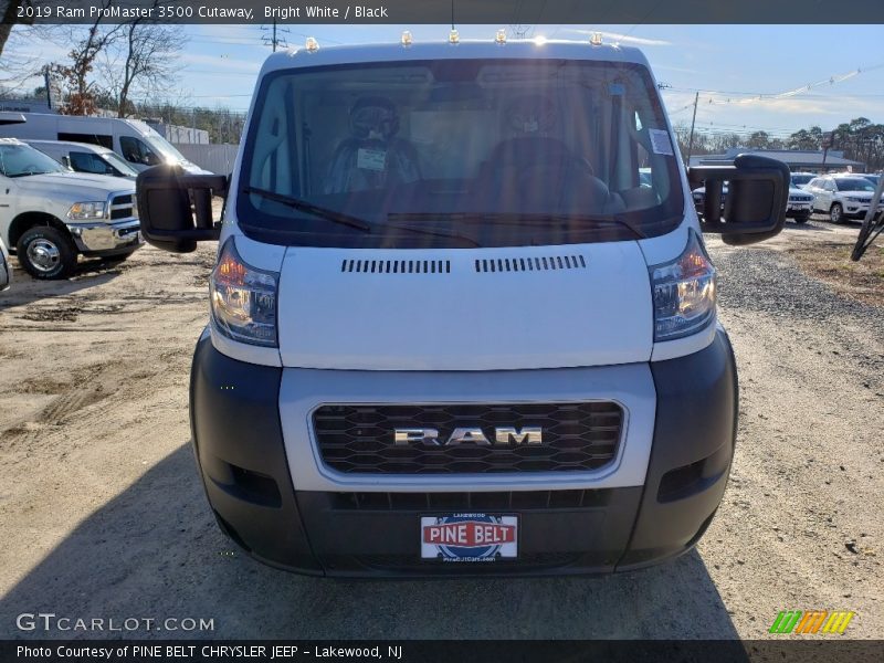 Bright White / Black 2019 Ram ProMaster 3500 Cutaway