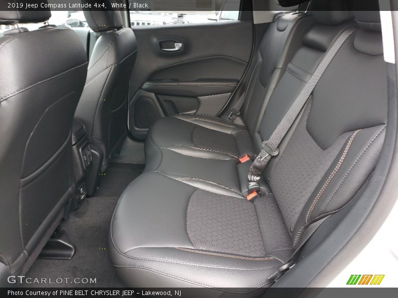 White / Black 2019 Jeep Compass Latitude 4x4