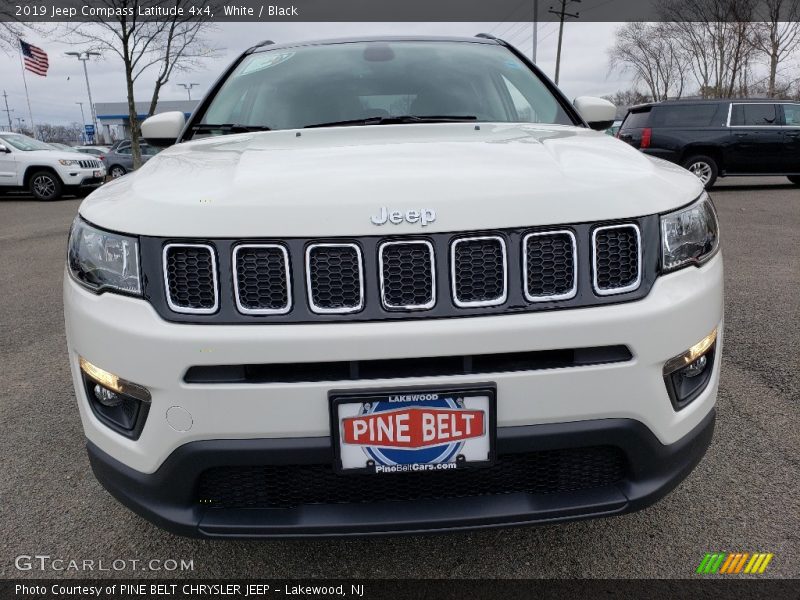 White / Black 2019 Jeep Compass Latitude 4x4