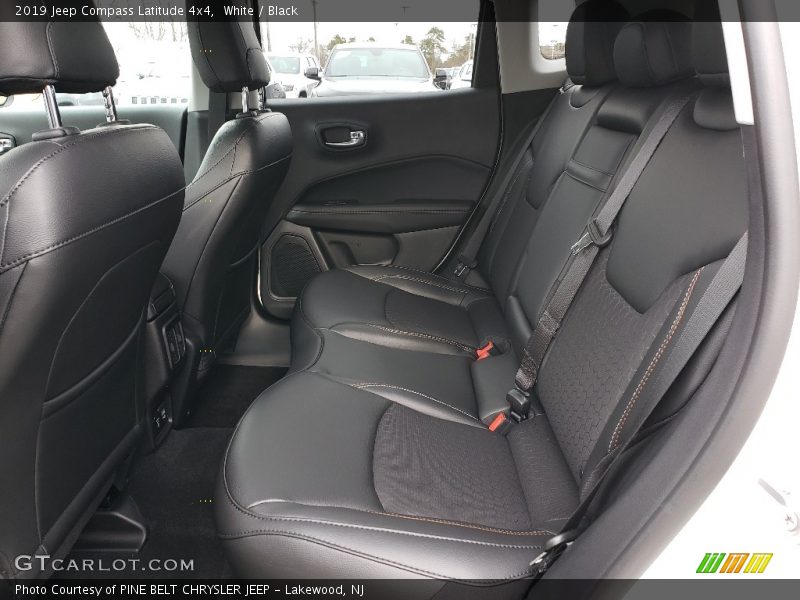 White / Black 2019 Jeep Compass Latitude 4x4