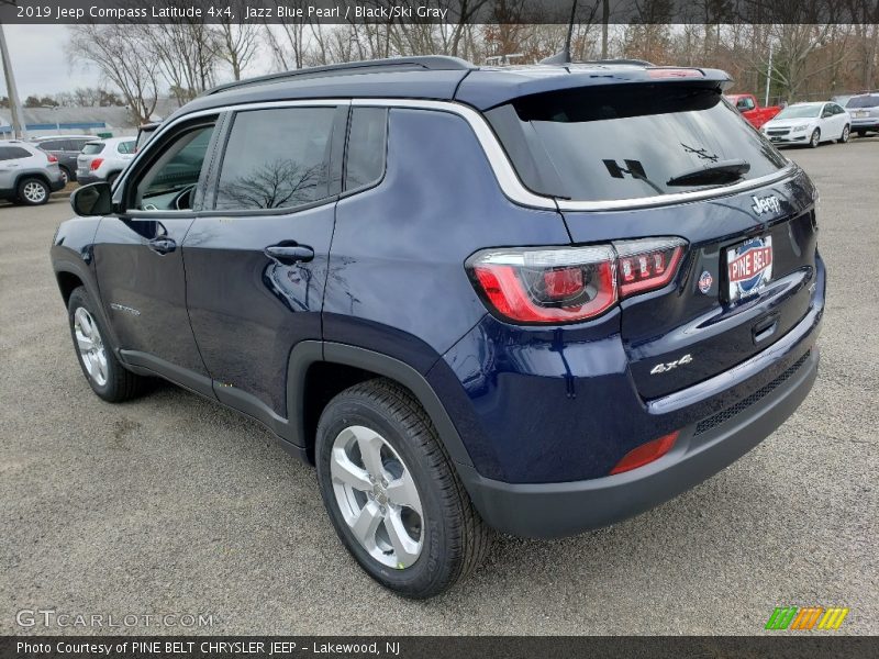 Jazz Blue Pearl / Black/Ski Gray 2019 Jeep Compass Latitude 4x4