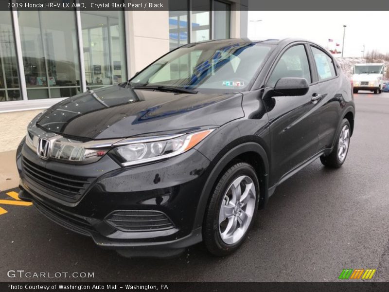 Front 3/4 View of 2019 HR-V LX AWD