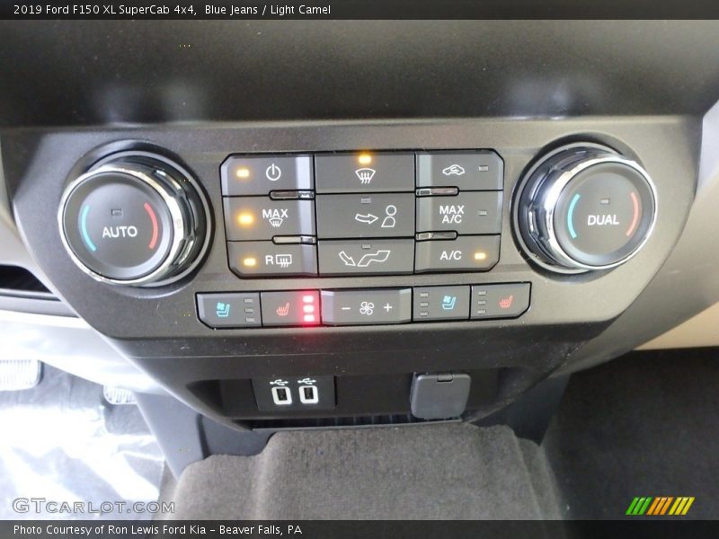 Controls of 2019 F150 XL SuperCab 4x4