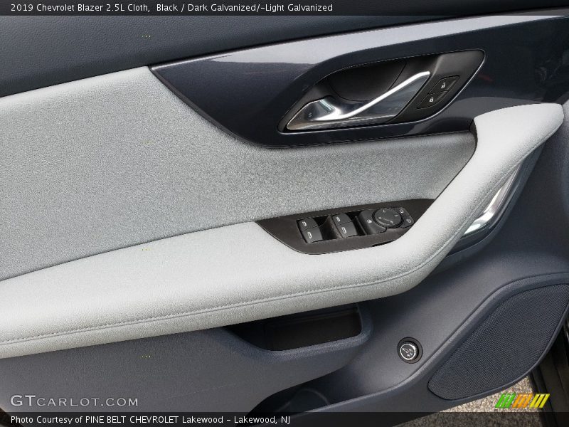 Black / Dark Galvanized/­Light Galvanized 2019 Chevrolet Blazer 2.5L Cloth
