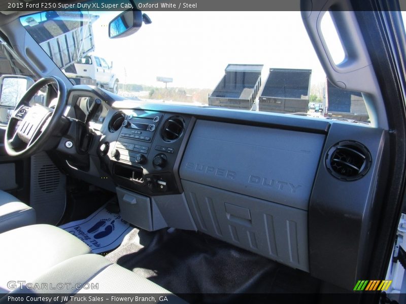 Oxford White / Steel 2015 Ford F250 Super Duty XL Super Cab
