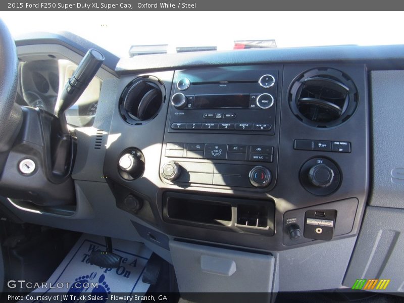 Oxford White / Steel 2015 Ford F250 Super Duty XL Super Cab