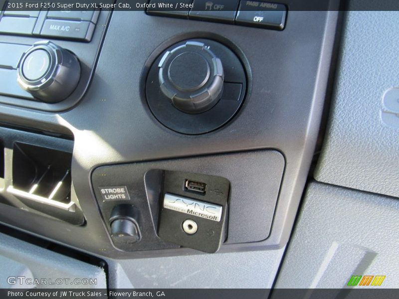 Oxford White / Steel 2015 Ford F250 Super Duty XL Super Cab