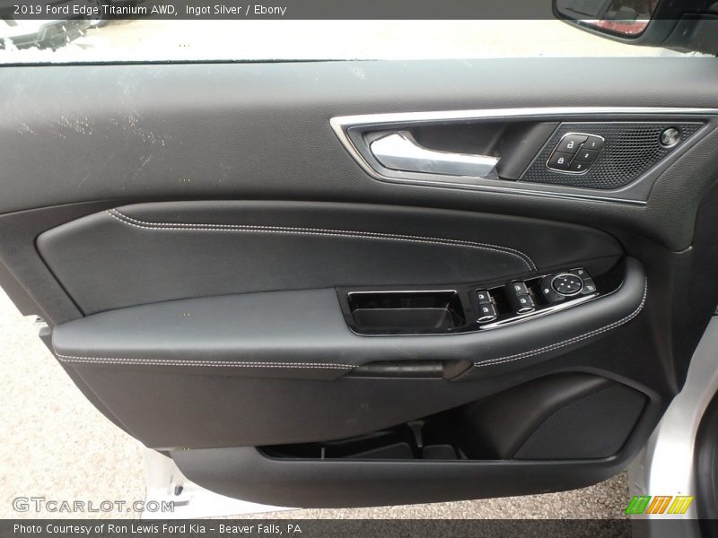 Door Panel of 2019 Edge Titanium AWD