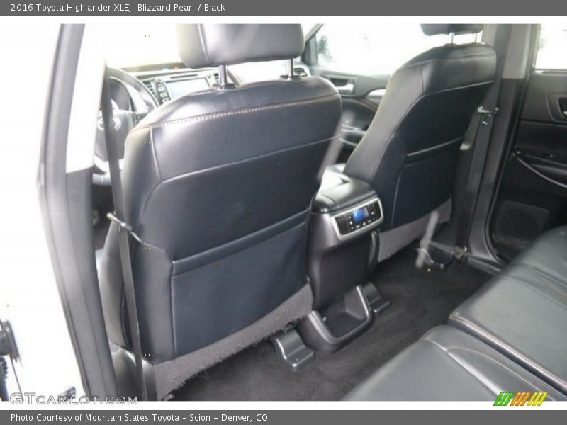 Blizzard Pearl / Black 2016 Toyota Highlander XLE