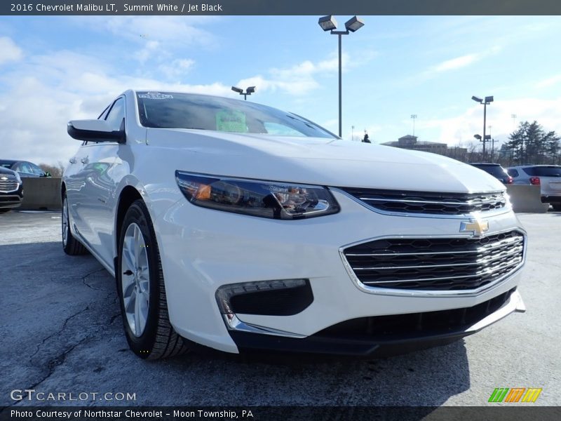 Summit White / Jet Black 2016 Chevrolet Malibu LT