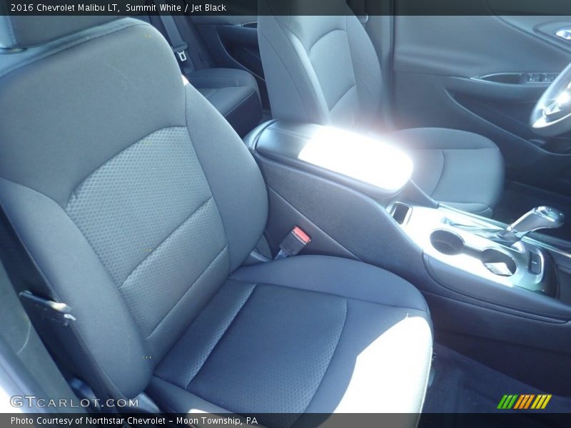 Summit White / Jet Black 2016 Chevrolet Malibu LT