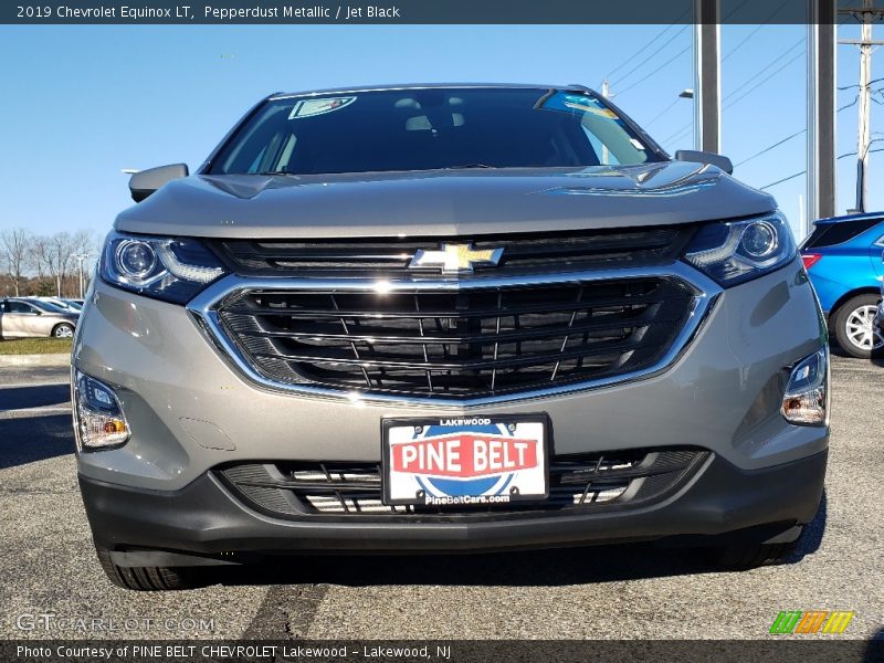 Pepperdust Metallic / Jet Black 2019 Chevrolet Equinox LT