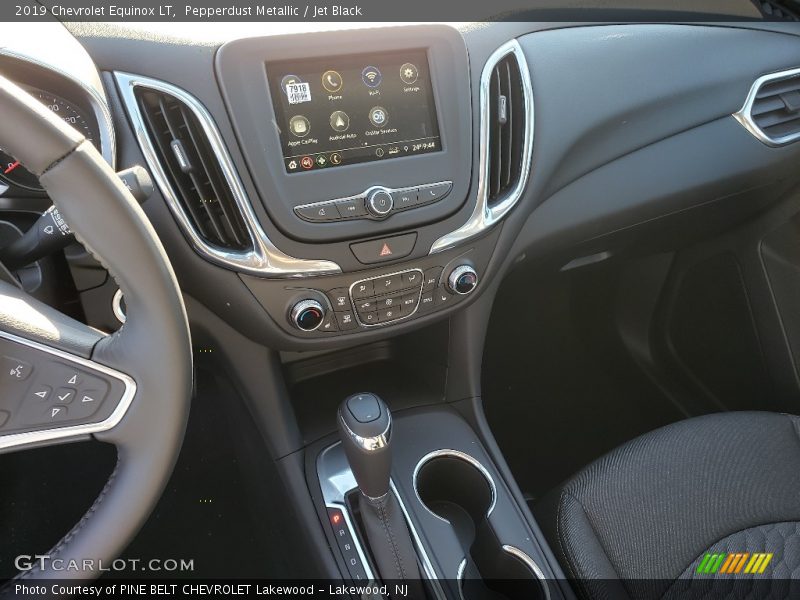 Pepperdust Metallic / Jet Black 2019 Chevrolet Equinox LT