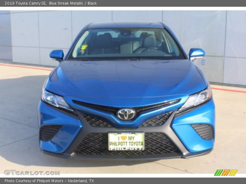 Blue Streak Metallic / Black 2019 Toyota Camry SE