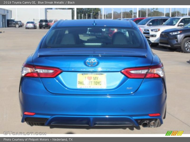 Blue Streak Metallic / Black 2019 Toyota Camry SE