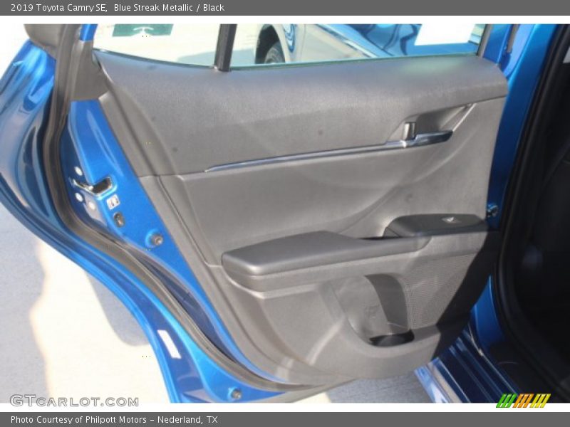 Blue Streak Metallic / Black 2019 Toyota Camry SE