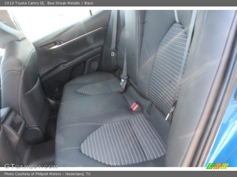 Blue Streak Metallic / Black 2019 Toyota Camry SE
