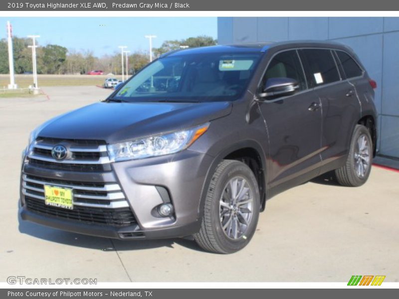 Predawn Gray Mica / Black 2019 Toyota Highlander XLE AWD