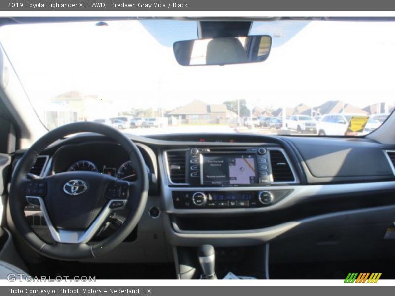 Predawn Gray Mica / Black 2019 Toyota Highlander XLE AWD