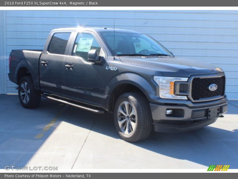 Magnetic / Black 2019 Ford F150 XL SuperCrew 4x4