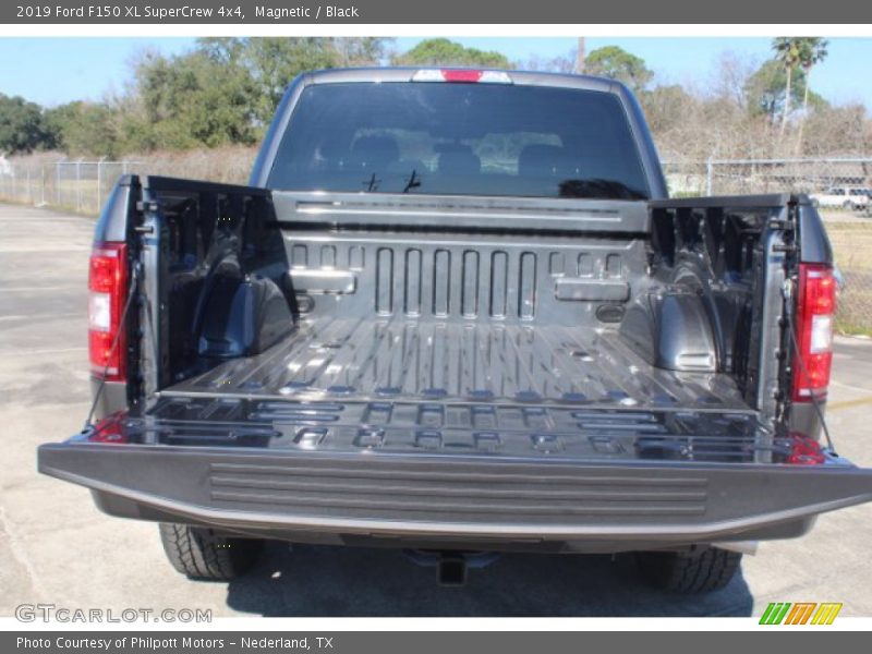 Magnetic / Black 2019 Ford F150 XL SuperCrew 4x4
