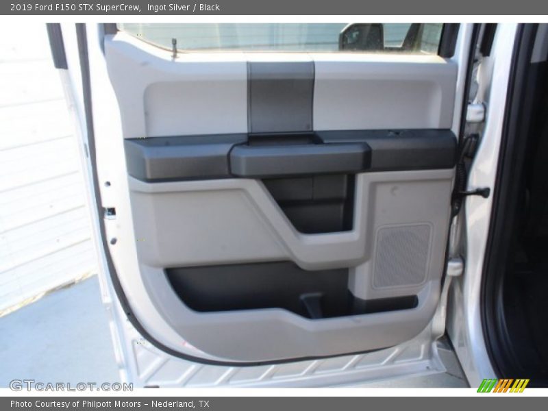 Door Panel of 2019 F150 STX SuperCrew