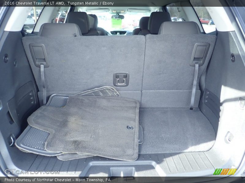 Tungsten Metallic / Ebony 2016 Chevrolet Traverse LT AWD