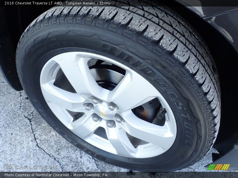 Tungsten Metallic / Ebony 2016 Chevrolet Traverse LT AWD