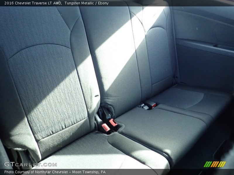 Tungsten Metallic / Ebony 2016 Chevrolet Traverse LT AWD