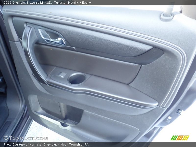 Tungsten Metallic / Ebony 2016 Chevrolet Traverse LT AWD