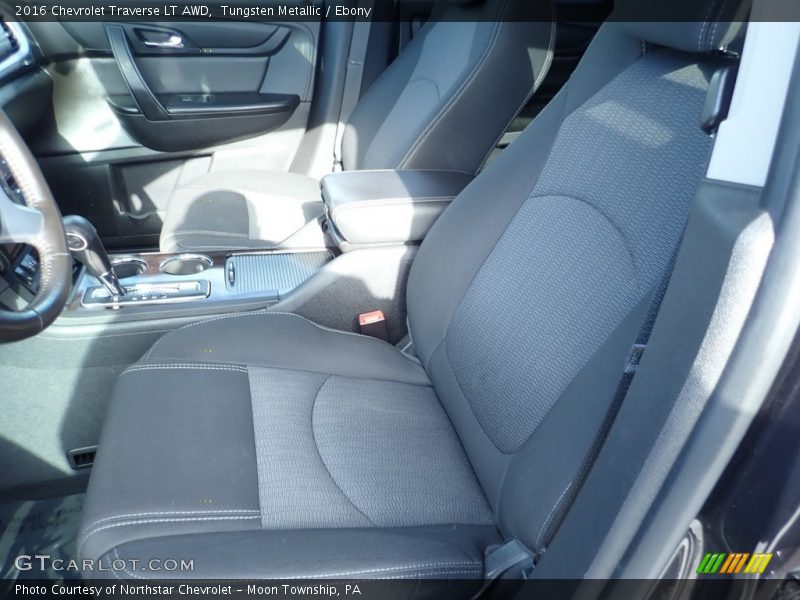 Tungsten Metallic / Ebony 2016 Chevrolet Traverse LT AWD