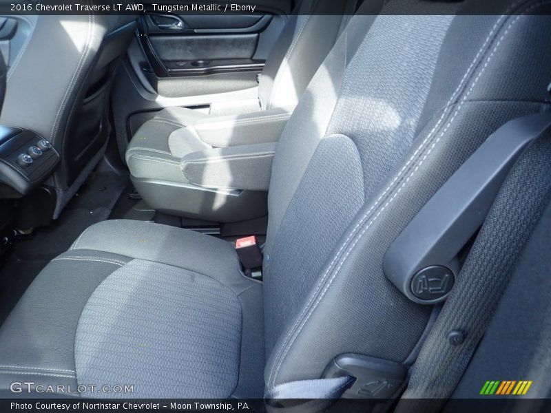 Tungsten Metallic / Ebony 2016 Chevrolet Traverse LT AWD