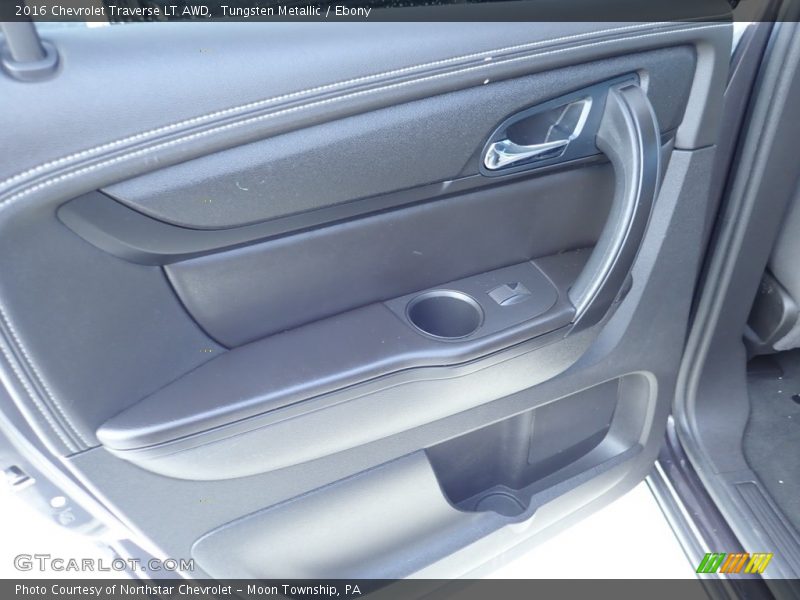 Tungsten Metallic / Ebony 2016 Chevrolet Traverse LT AWD