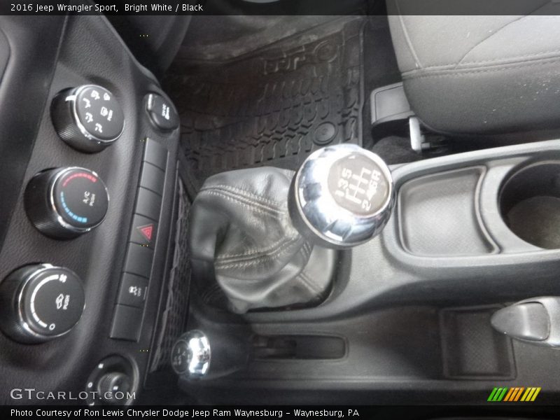 Bright White / Black 2016 Jeep Wrangler Sport