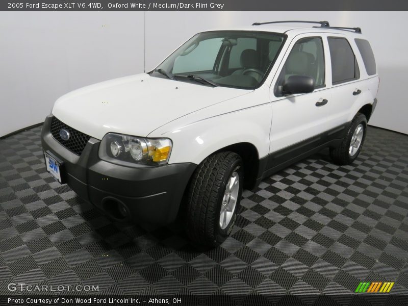 Oxford White / Medium/Dark Flint Grey 2005 Ford Escape XLT V6 4WD