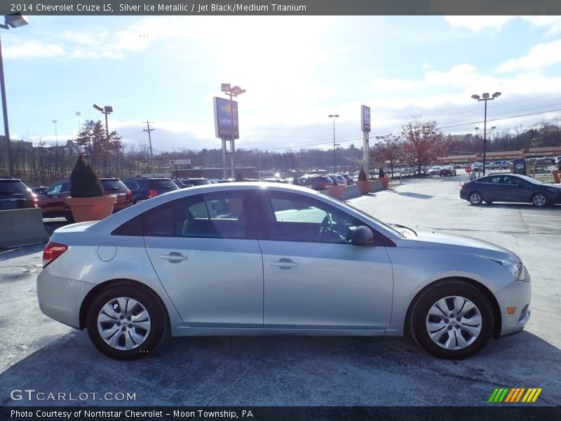 Silver Ice Metallic / Jet Black/Medium Titanium 2014 Chevrolet Cruze LS