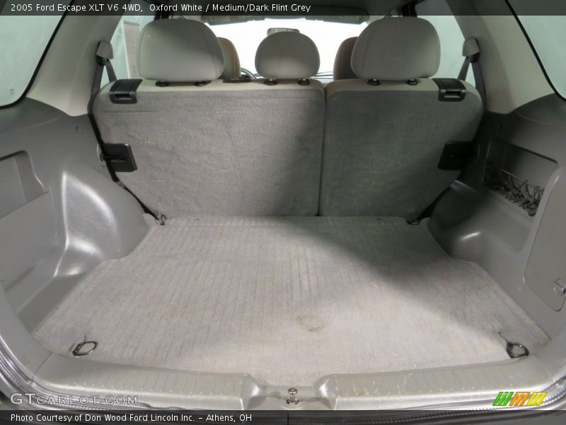 Oxford White / Medium/Dark Flint Grey 2005 Ford Escape XLT V6 4WD