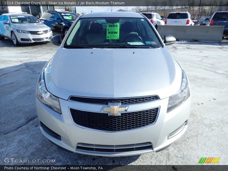 Silver Ice Metallic / Jet Black/Medium Titanium 2014 Chevrolet Cruze LS