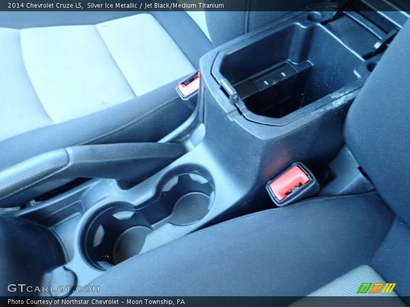 Silver Ice Metallic / Jet Black/Medium Titanium 2014 Chevrolet Cruze LS
