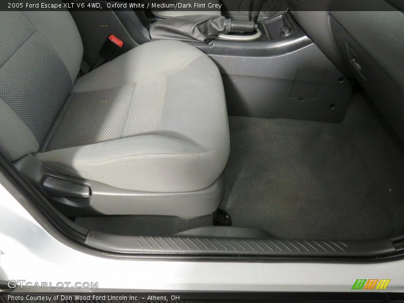 Oxford White / Medium/Dark Flint Grey 2005 Ford Escape XLT V6 4WD