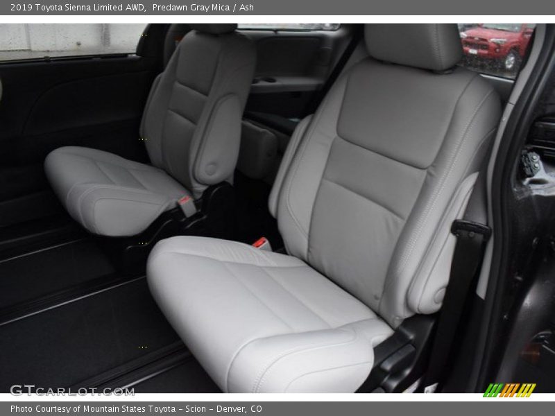 Predawn Gray Mica / Ash 2019 Toyota Sienna Limited AWD