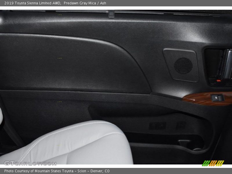 Predawn Gray Mica / Ash 2019 Toyota Sienna Limited AWD