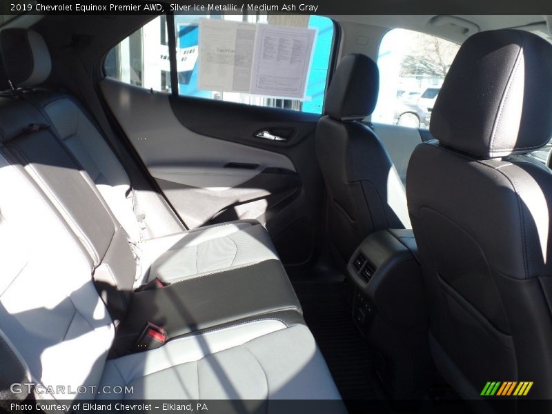 Silver Ice Metallic / Medium Ash Gray 2019 Chevrolet Equinox Premier AWD