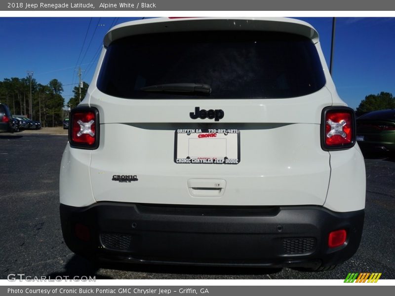 Alpine White / Black 2018 Jeep Renegade Latitude