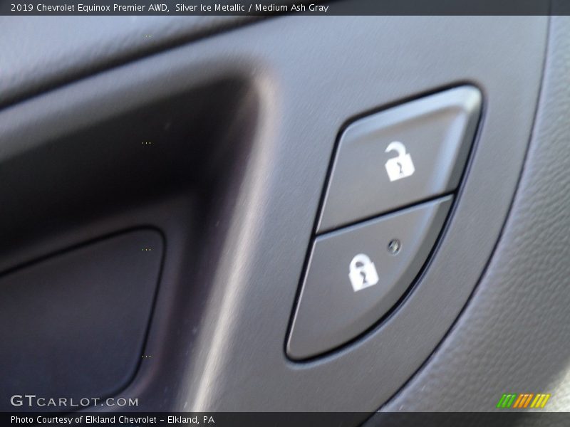 Silver Ice Metallic / Medium Ash Gray 2019 Chevrolet Equinox Premier AWD