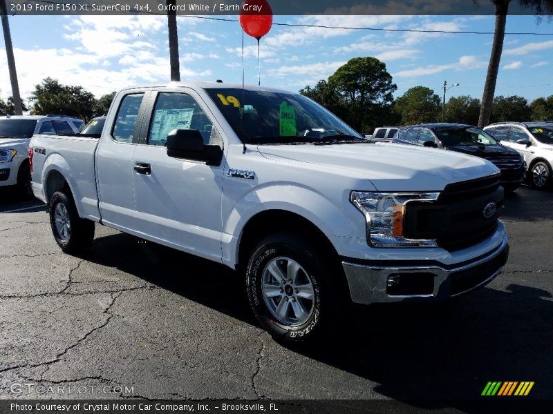 Front 3/4 View of 2019 F150 XL SuperCab 4x4