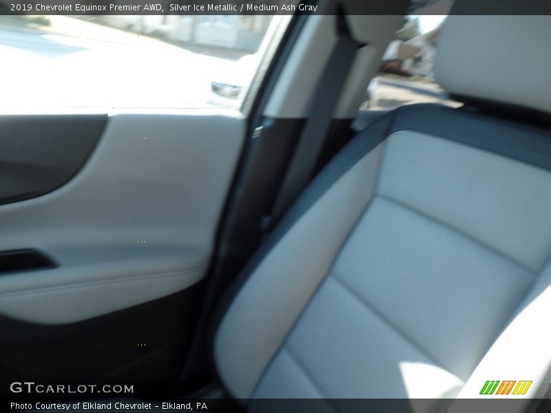 Silver Ice Metallic / Medium Ash Gray 2019 Chevrolet Equinox Premier AWD