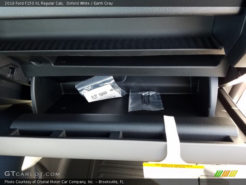 Oxford White / Earth Gray 2019 Ford F150 XL Regular Cab