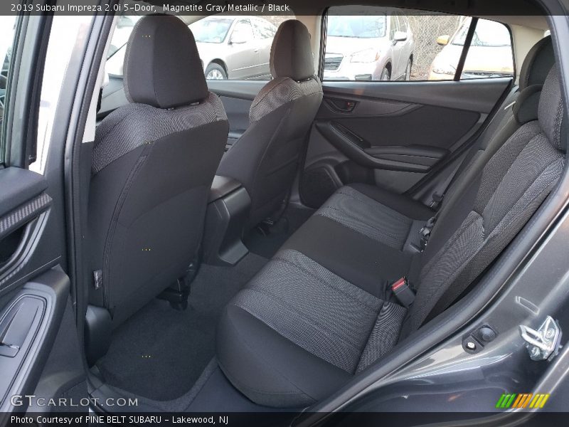 Magnetite Gray Metallic / Black 2019 Subaru Impreza 2.0i 5-Door