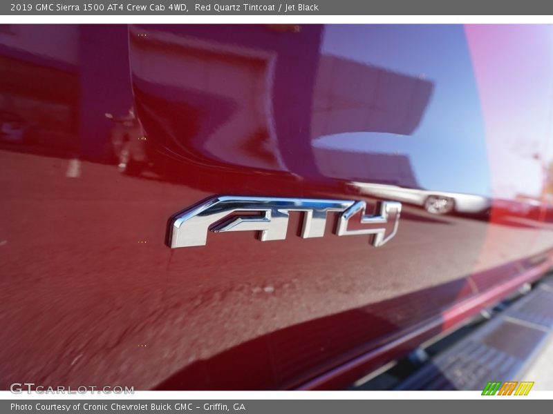  2019 Sierra 1500 AT4 Crew Cab 4WD Logo